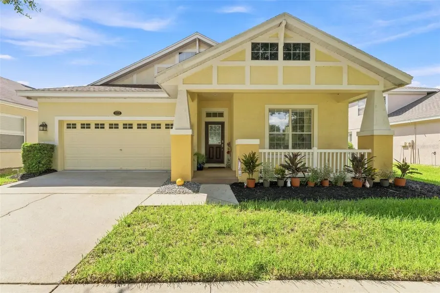 18022 LAKE REFLECTIONS BLVD, Lutz, FL 33558