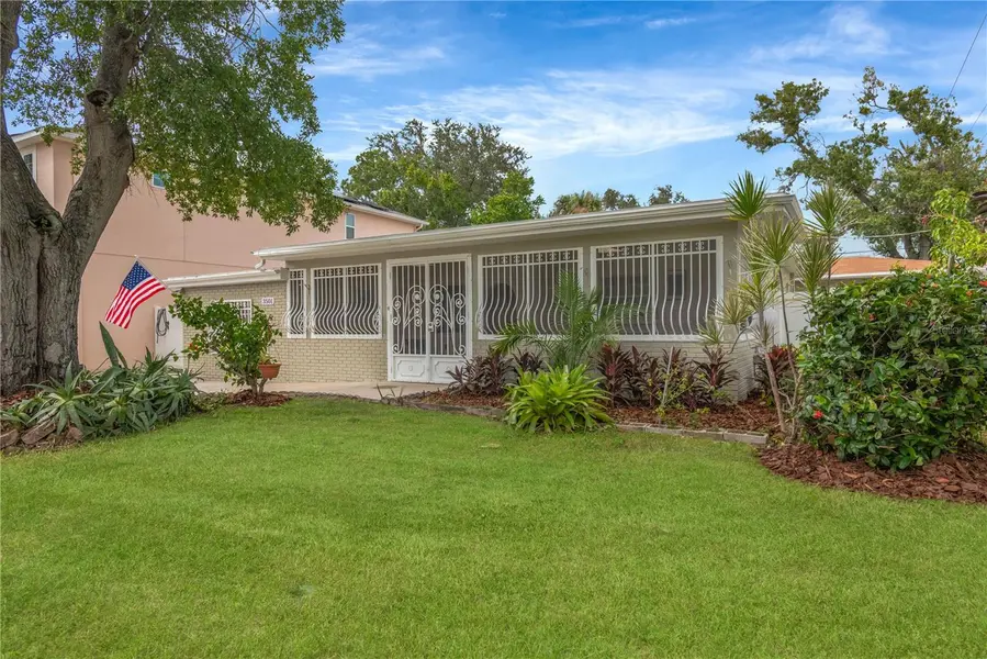 3501 W PRICE AVE, Tampa, FL 33611