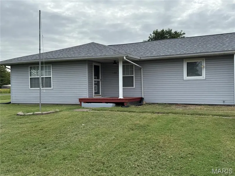 1501 Muskopf PL, Dupo, IL 62239