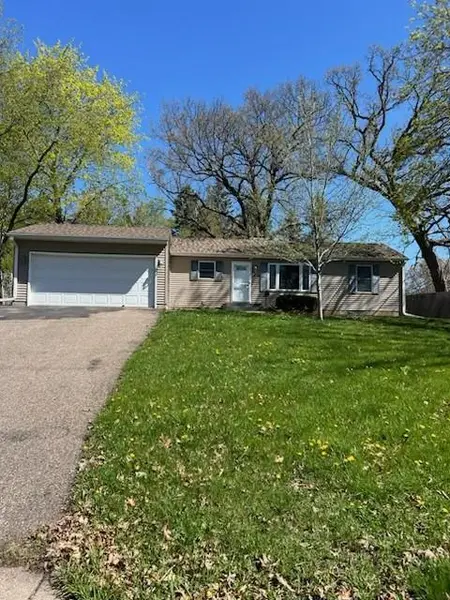 1020 Orkla DR, Golden Valley, MN 55427