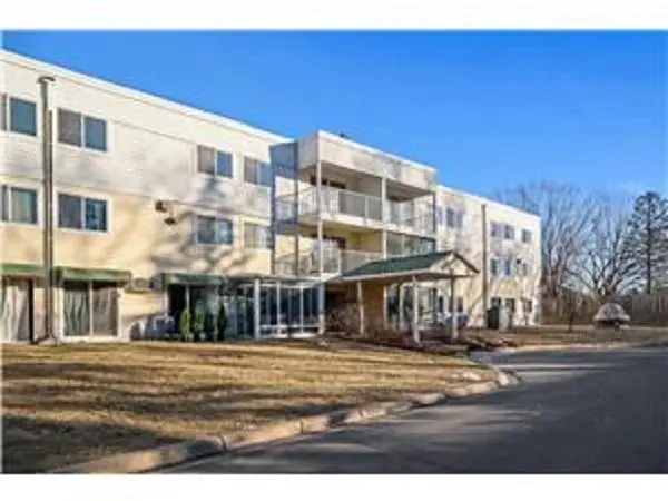 130 Demont AVE E #151, Little Canada, MN 55117