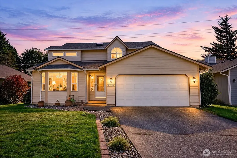 6121 58th AVE SE, Lacey, WA 98513
