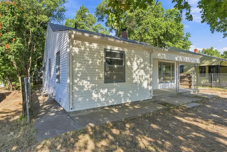 815 N Oliver Ave, Wichita, KS 67208