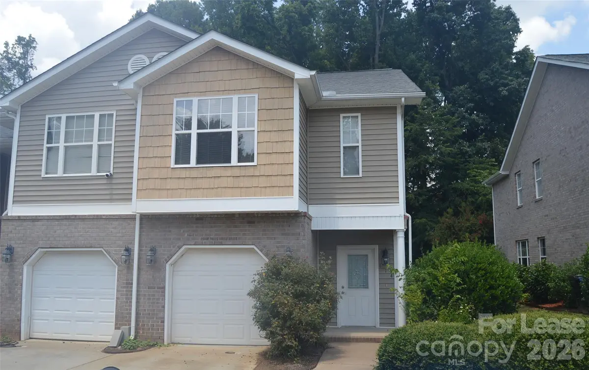 118 Sherman Oaks LN, Mooresville, NC 28115