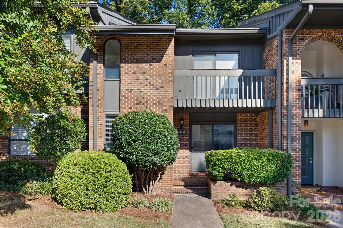 5803 Sharon RD #E, Charlotte, NC 28210