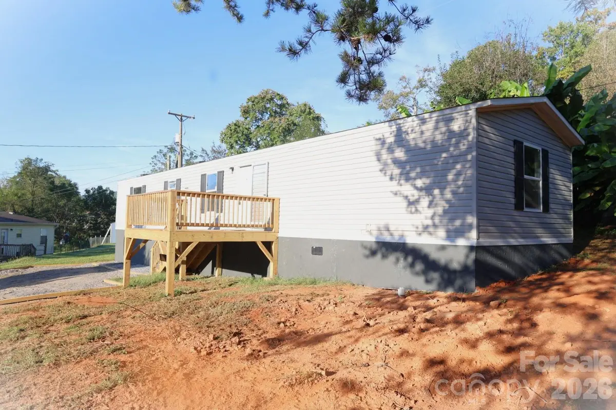 155 Owl Hollow RD, Marion, NC 28752