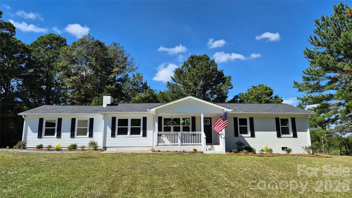 3268 Hoke RD, Heath Springs, SC 29058