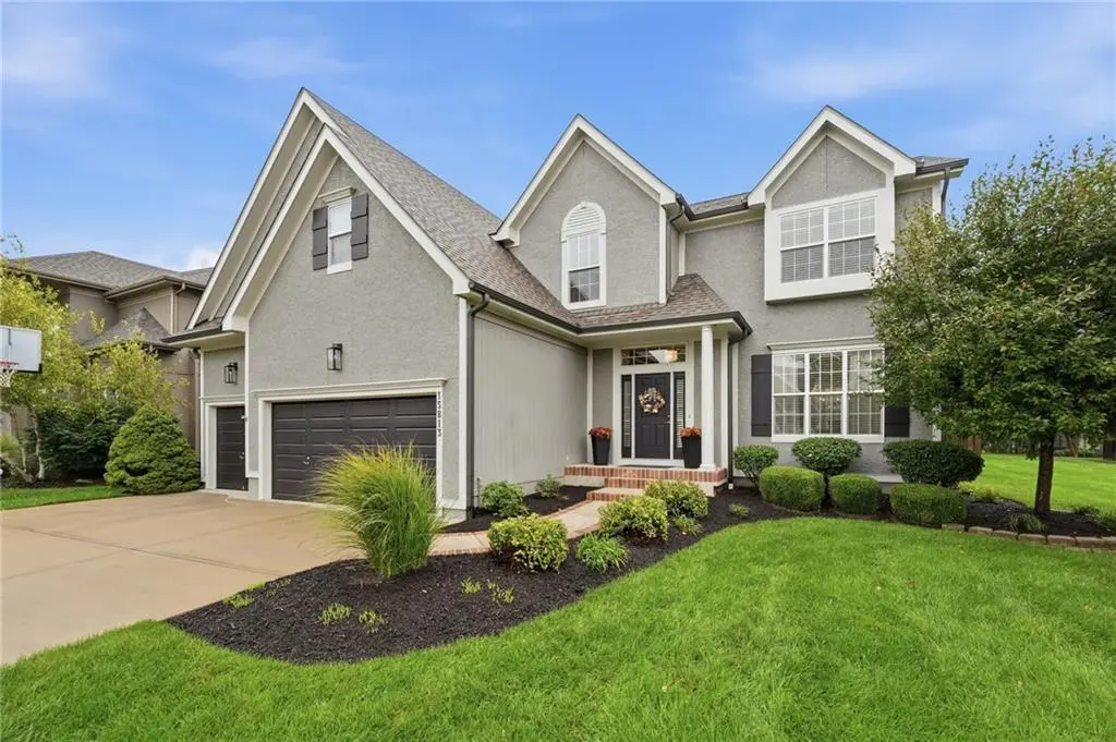 13813 Richards ST, Overland Park, KS 66221