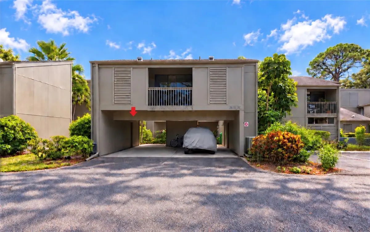 717 PINE RUN DR. #717, Osprey, FL 34229