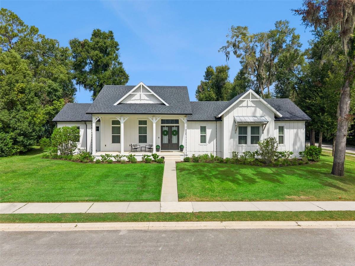 310 W WASHINGTON AVE, Lake Helen, FL 32744