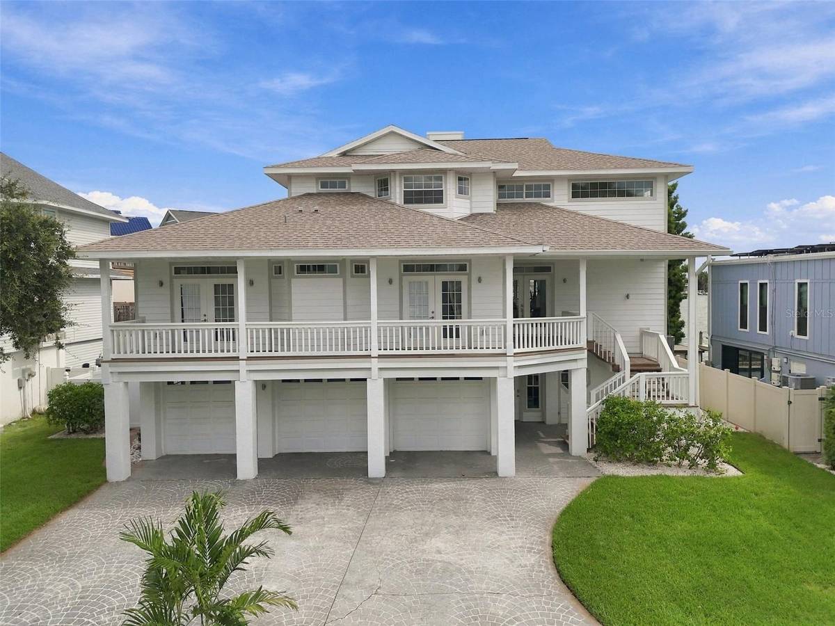 930 59TH AVE, St Pete Beach, FL 33706