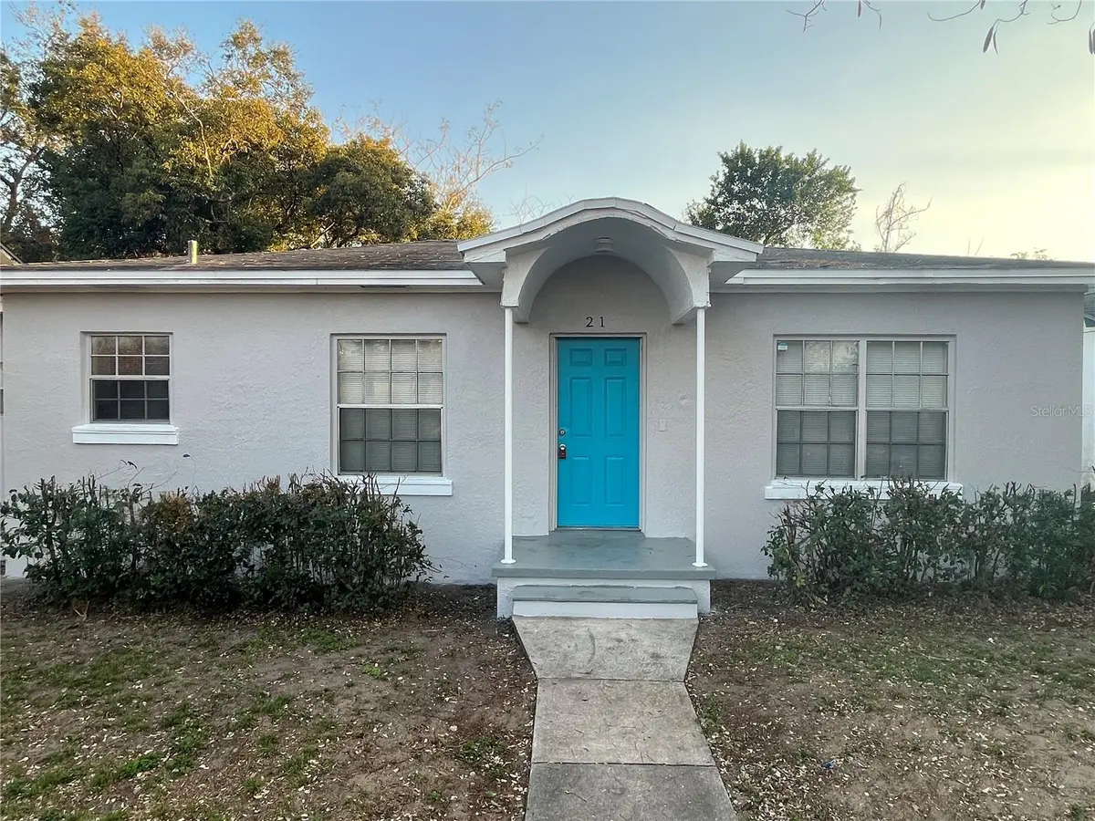 21 W SESSOMS AVE, Lake Wales, FL 33853
