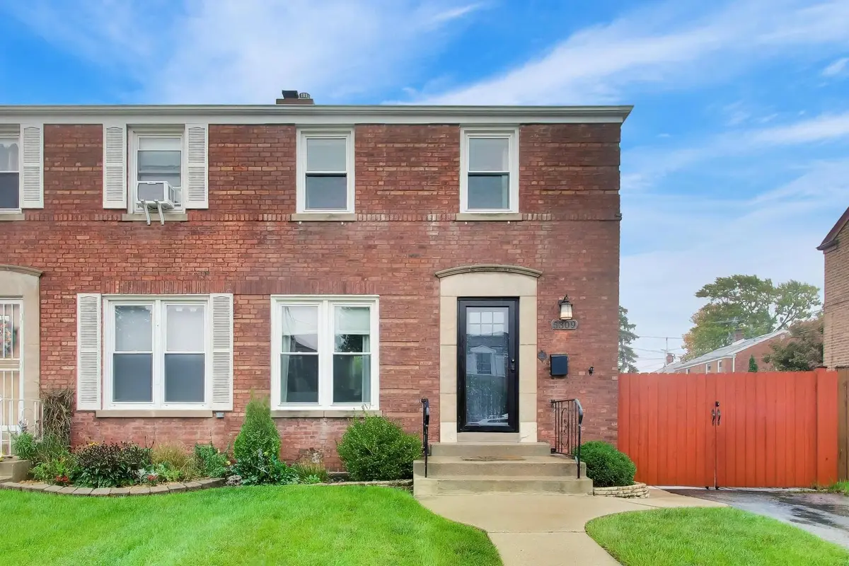 5309 N Oconto AVE, Chicago, IL 60656