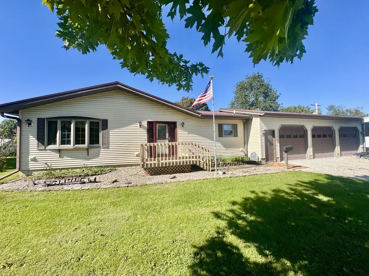 505 NW 5th AVE, Aledo, IL 61231