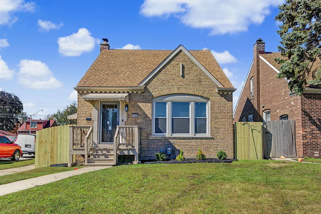 11256 S Avenue L, Chicago, IL 60617