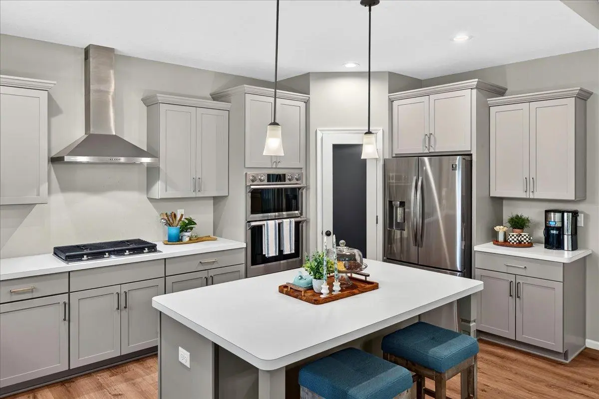 3129 Vale CIR SW, Prior Lake, MN 55372