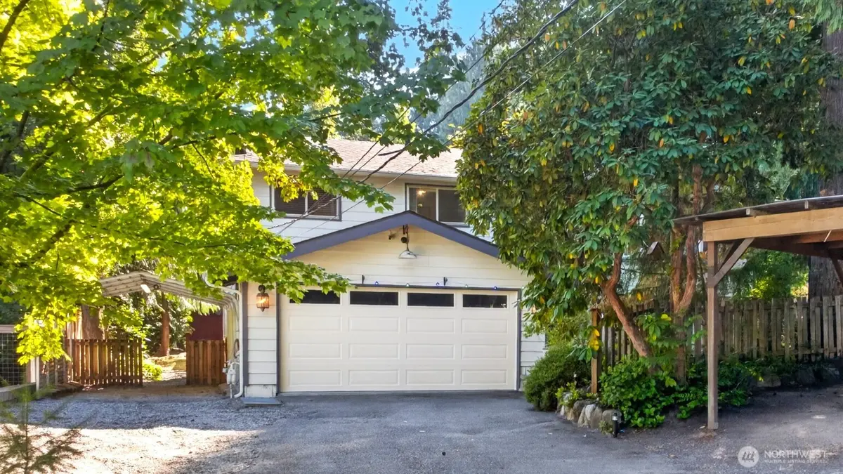 6 156th PL SW, Bothell, WA 98012