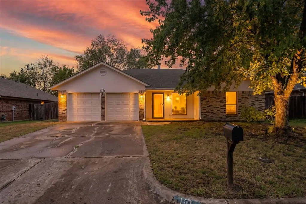 1808 Cimarron TRL, Choctaw, OK 73020