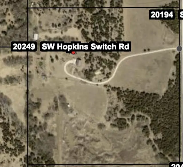 20249 SW Hopkins Switch Rd, Douglass, KS 67039