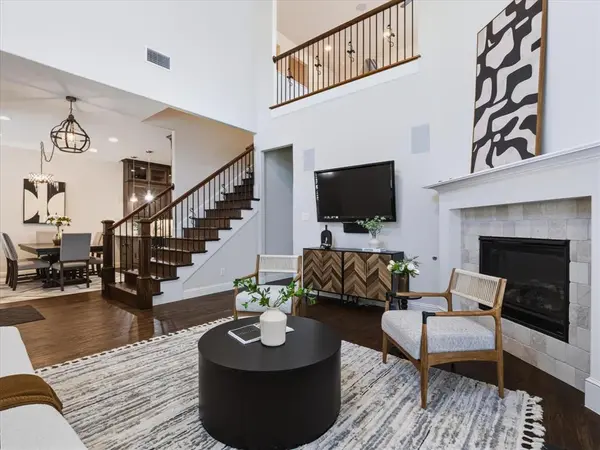 291 Moorland Drive, Richardson, TX 75080