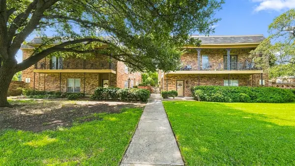 4325 Bellaire Drive S, Fort Worth, TX 76109