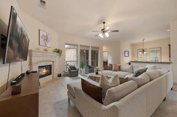 2241 Magic Mantle Drive, Lewisville, TX 75056