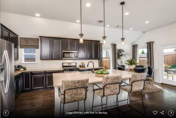 323 Archway LN, Liberty Hill, TX 78642