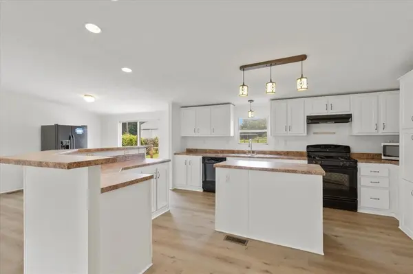 3063 County Road 484, Elgin, TX 78621