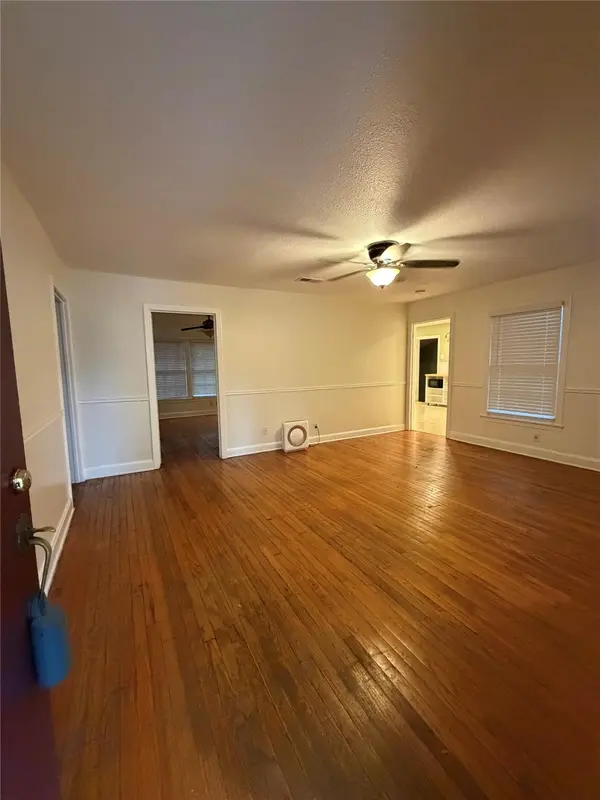 5618 Bull Creek RD, Austin, TX 78756