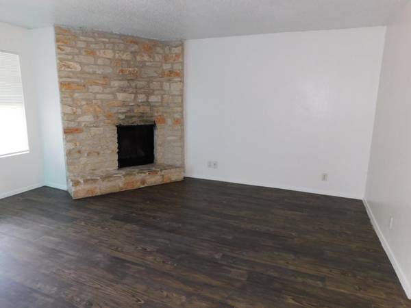2301 Cedrick CV #D, Austin, TX 78748