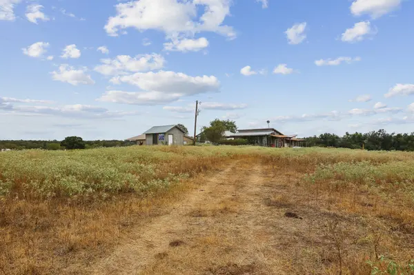 1090 Private Road 7046, Elgin, TX 78621