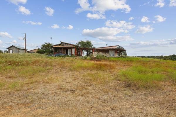 1090 Private Road 7046, Elgin, TX 78621