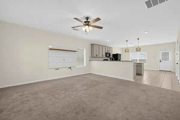 204 Timber Brook DR, Hutto, TX 78634