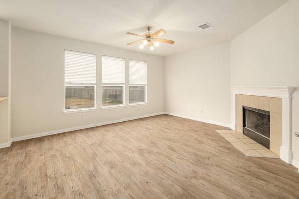 102 Chandler Pointe LOOP, Round Rock, TX 78665