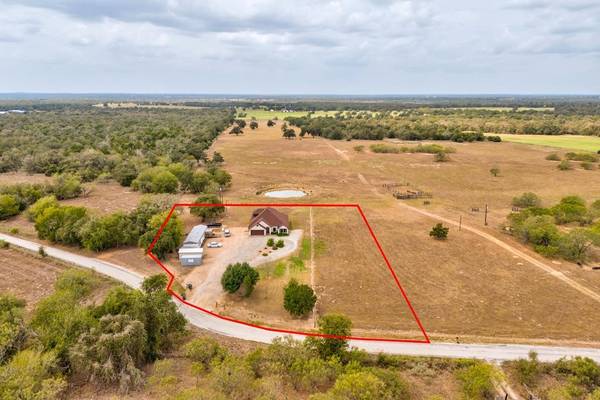 8510 Old Colony Line RD, Dale, TX 78616