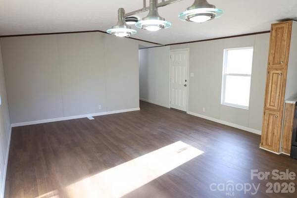 155 Owl Hollow RD, Marion, NC 28752