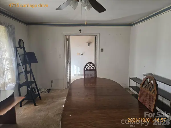 4715 Carriage Drive CIR, Charlotte, NC 28205