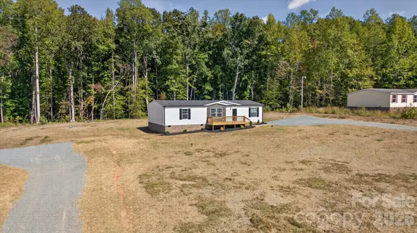 166 Christophers CT, Lexington, NC 27295