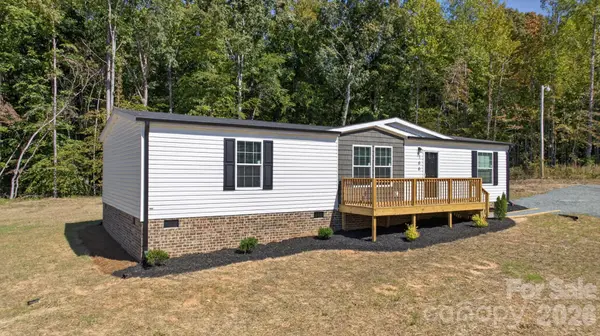 166 Christophers CT, Lexington, NC 27295