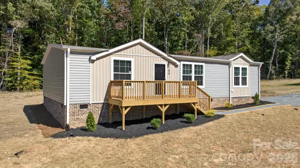 180 Christophers CT, Lexington, NC 27295
