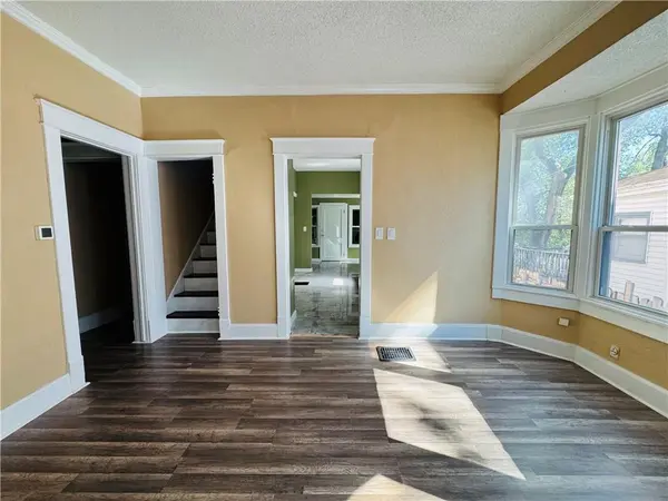 433 N Oakley AVE, Kansas City, MO 64123