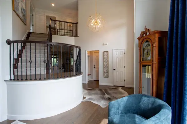 13808 Parkhill ST, Overland Park, KS 66221