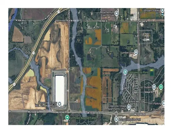Address not disclosed, De Soto, KS 66018