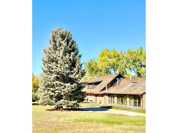 8935 W Bear Creek, Lakewood, CO 80227