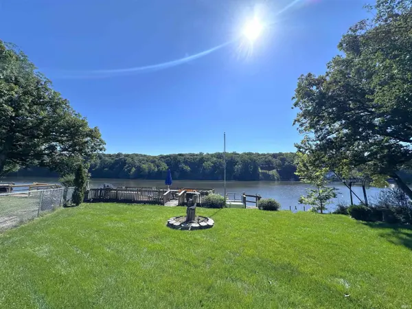 1007 E Ohio ST, Monticello, IN 47960