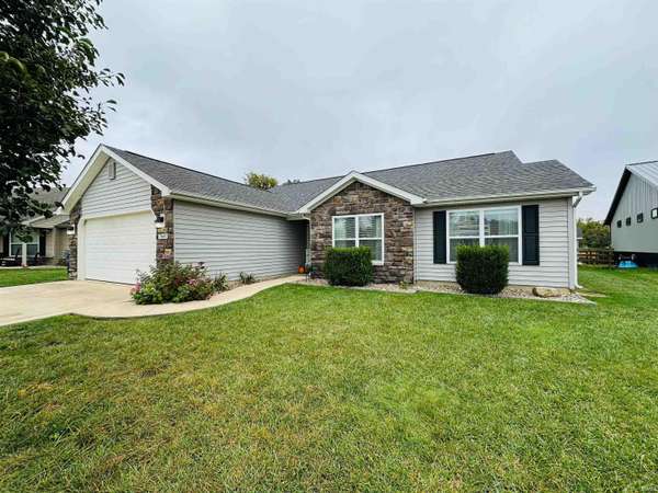 7805 W Frankie DR, Yorktown, IN 47396