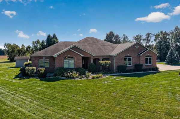 19530 Roosevelt RD, South Bend, IN 46614
