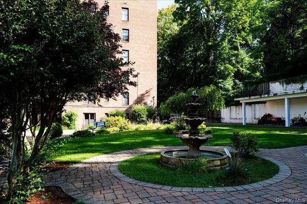 678 Warburton AVE #7I-7J, Yonkers, NY 10701