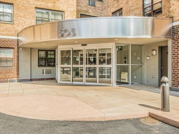505 Central AVE #305, White Plains, NY 10606