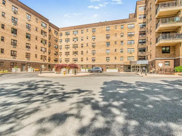 505 Central AVE #305, White Plains, NY 10606